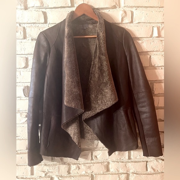 Genuine VINCE Cascade Shearling and Lambskin
Leather Coat/Jacket - Picture 2 of 10